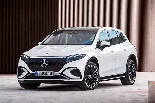 کفپوش چرمی بنز EQS سال 2025